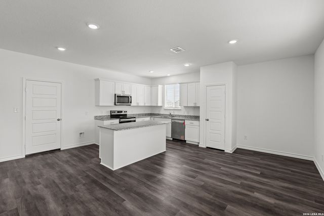 1211 LOS MOCHIS AVENUE, Converse, TX 78109