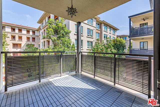 12883 Runway Road 2, Los Angeles, CA 90094