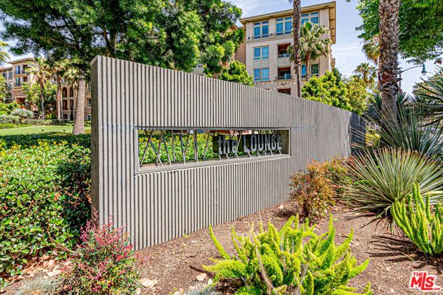 12883 Runway Road 2, Los Angeles, CA 90094