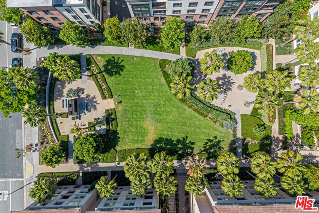12883 Runway Road 2, Los Angeles, CA 90094
