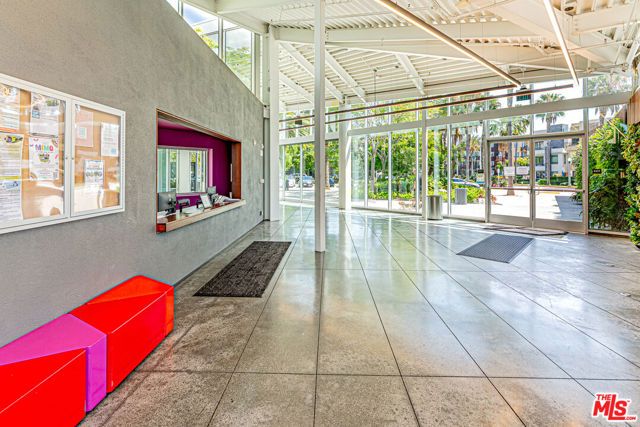 12883 Runway Road 2, Los Angeles, CA 90094