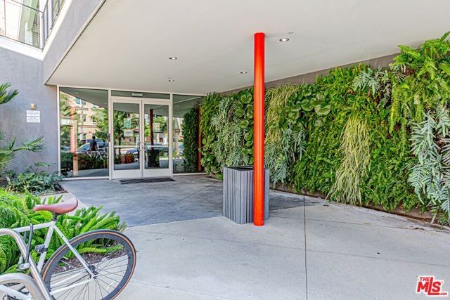 12883 Runway Road 2, Los Angeles, CA 90094