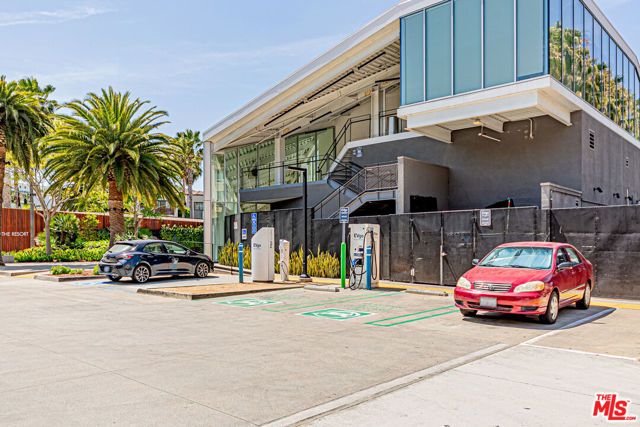 12883 Runway Road 2, Los Angeles, CA 90094