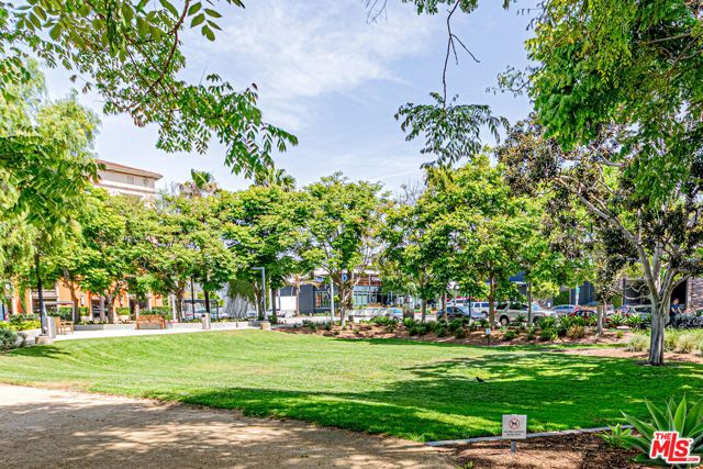 12883 Runway Road 2, Los Angeles, CA 90094