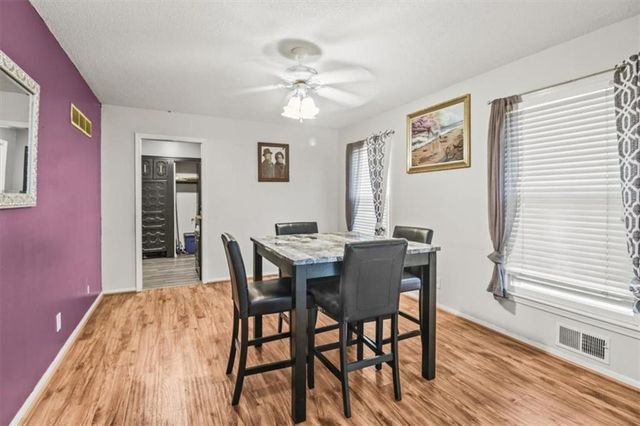 12101 E 60th Terrace, Kansas City, MO 64133