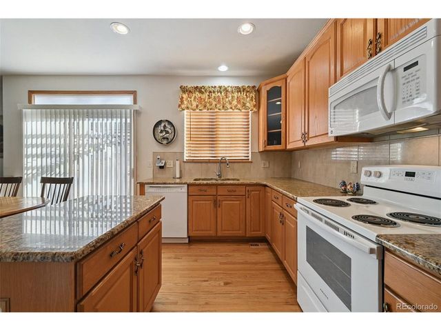 7384 S Memphis St, Aurora, CO 80016