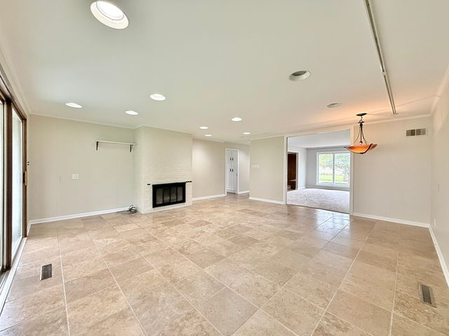 206 Julie Drive, Kankakee, IL 60901
