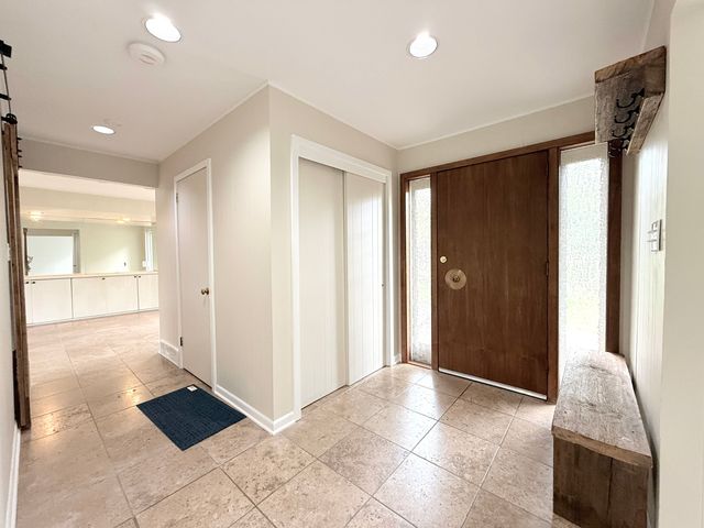 206 Julie Drive, Kankakee, IL 60901