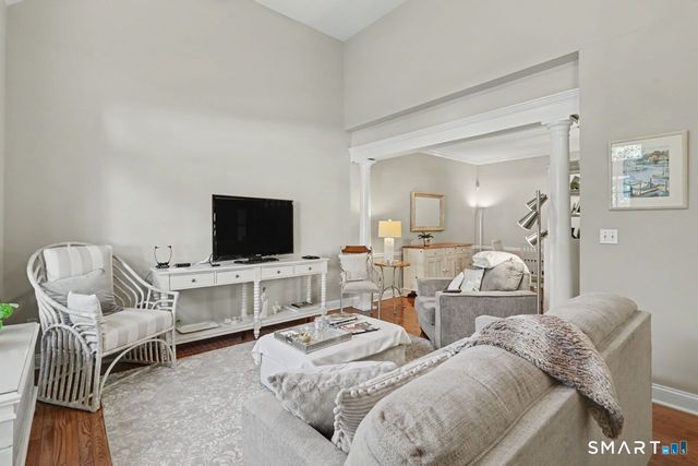 17 Southwick Court North 17, Milford, CT 06461