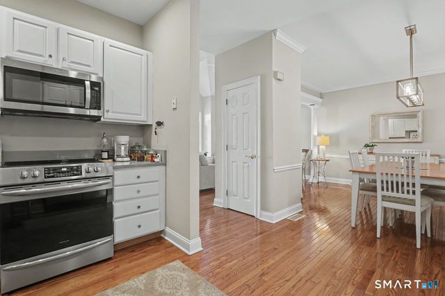 17 Southwick Court North 17, Milford, CT 06461