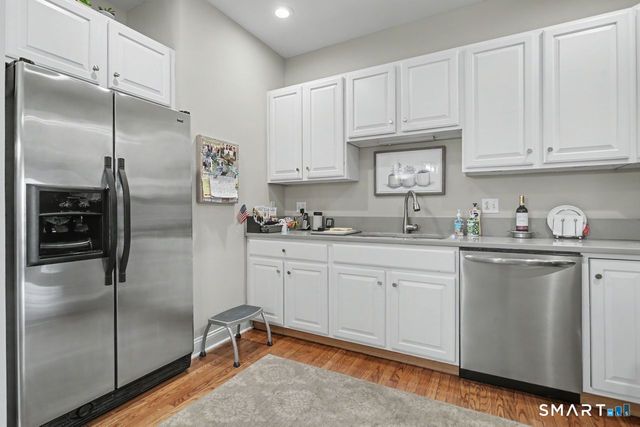 17 Southwick Court North 17, Milford, CT 06461