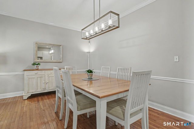 17 Southwick Court North 17, Milford, CT 06461