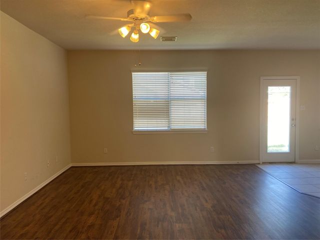 2912 Ashbrook Lane, Pearland, TX 77584
