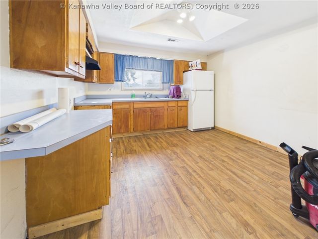 2538 3rd Avenue, Nitro, WV 25143