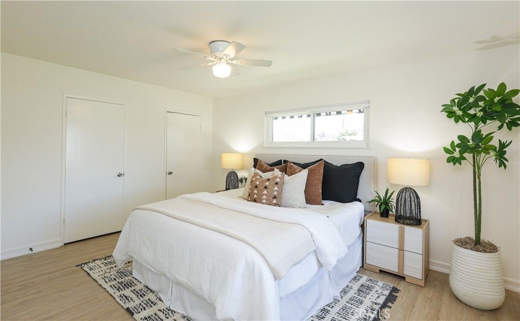 Image 13 of property listing at 3230 Washington Avenue, Costa Mesa, CA 92626