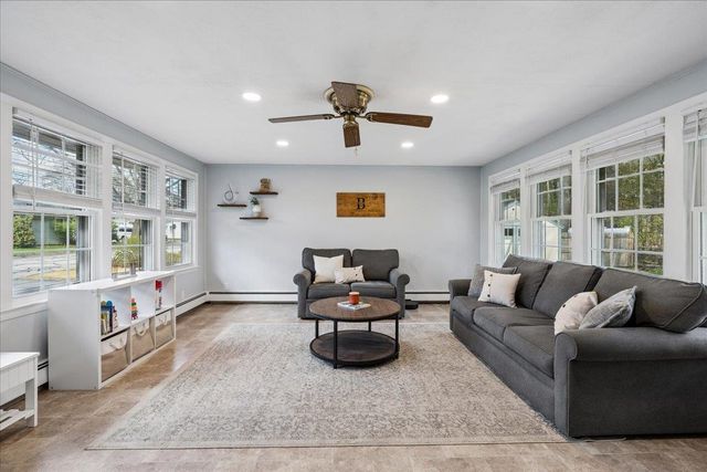 165 Kenberma Street, Manchester, NH 03103