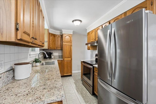 165 Kenberma Street, Manchester, NH 03103
