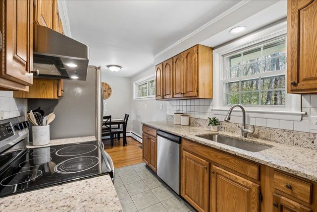 165 Kenberma Street, Manchester, NH 03103