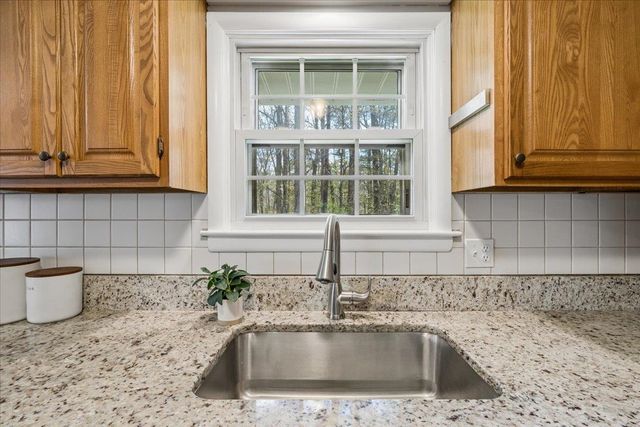 165 Kenberma Street, Manchester, NH 03103