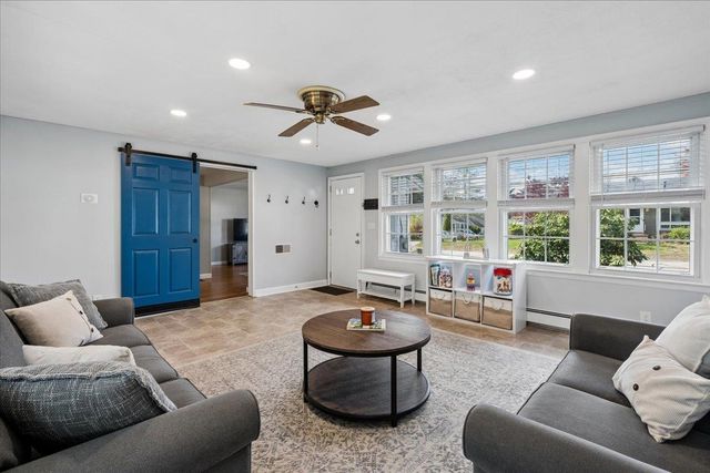 165 Kenberma Street, Manchester, NH 03103