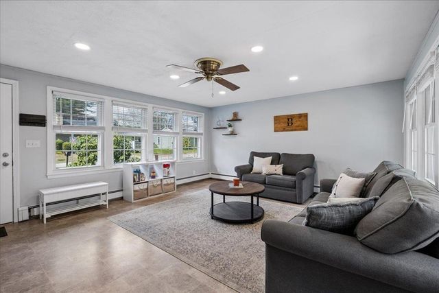 165 Kenberma Street, Manchester, NH 03103