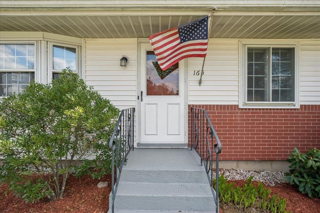 165 Kenberma Street, Manchester, NH 03103