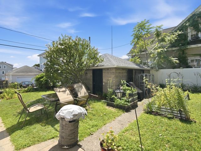 221 Warren Avenue, East Providence, RI 02914