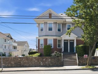 221 Warren Avenue, East Providence, RI 02914