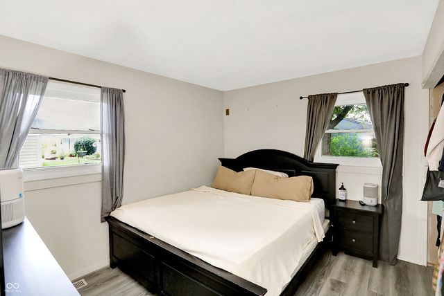 305 Hollybrook Drive, New Whiteland, IN 46184