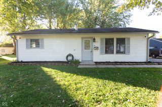 305 Hollybrook Drive, New Whiteland, IN 46184