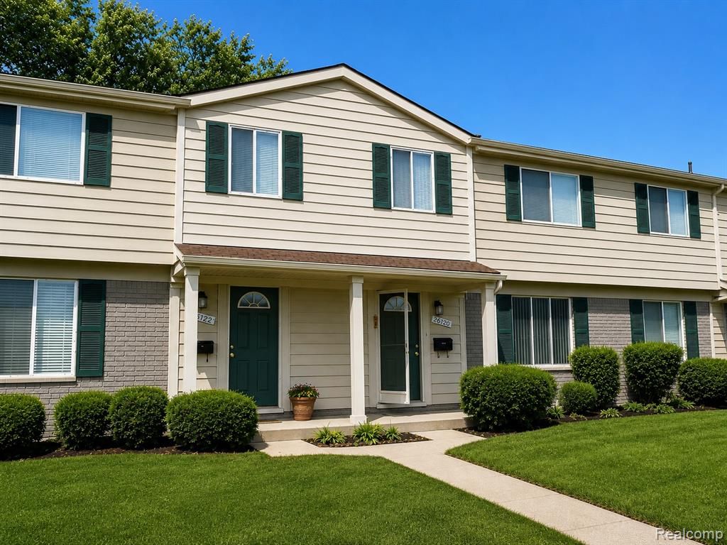 26120 Franklin Pointe Drive, Southfield, MI 48034
