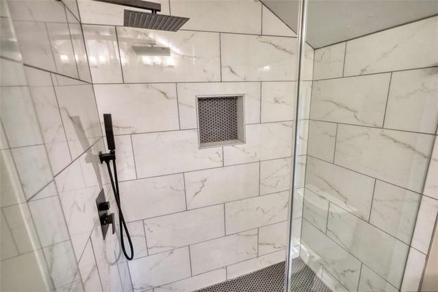 4205 Aberdeen Pass, Roswell, GA 30075