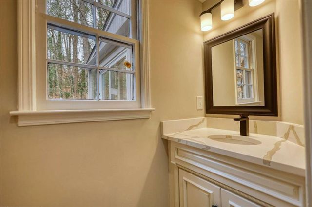 4205 Aberdeen Pass, Roswell, GA 30075