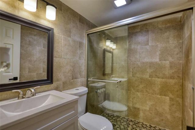 4205 Aberdeen Pass, Roswell, GA 30075