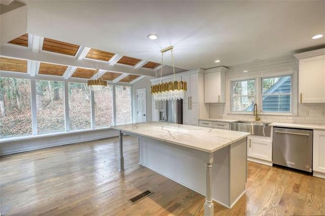 4205 Aberdeen Pass, Roswell, GA 30075