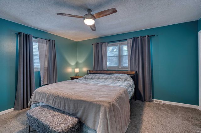 301 Springhaven Drive, Evansville, IN 47710