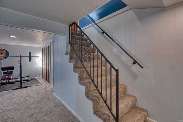 301 Springhaven Drive, Evansville, IN 47710