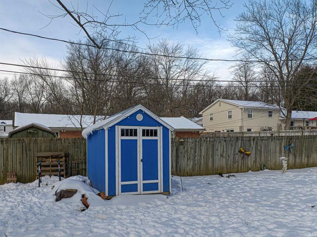 301 Springhaven Drive, Evansville, IN 47710