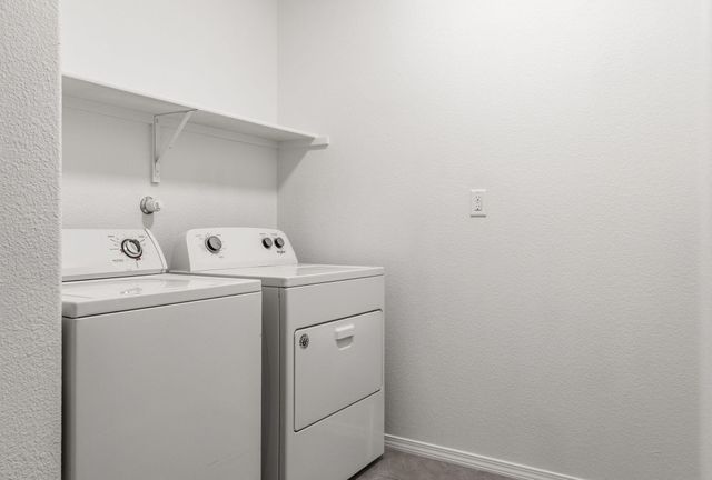 4161 Skyline Loop NE, Rio Rancho, NM 87144