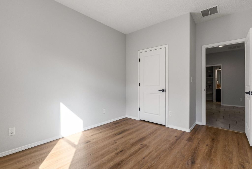 Image 24 of property listing at 4161 Skyline Loop NE, Rio Rancho, NM 87144