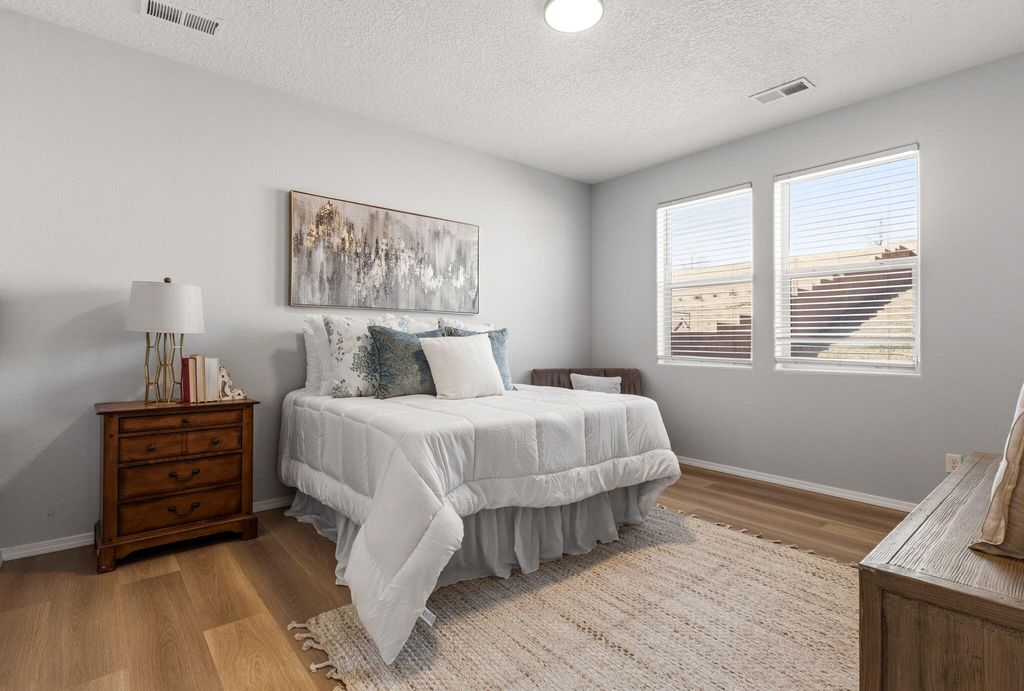 Image 27 of property listing at 4161 Skyline Loop NE, Rio Rancho, NM 87144