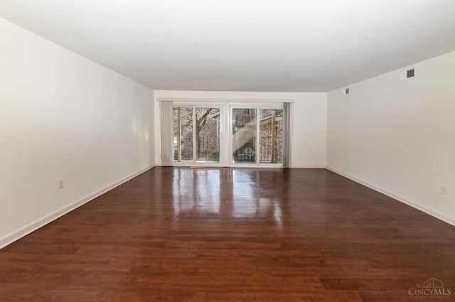 3065 Alpine Terrace, Cincinnati, OH 45208