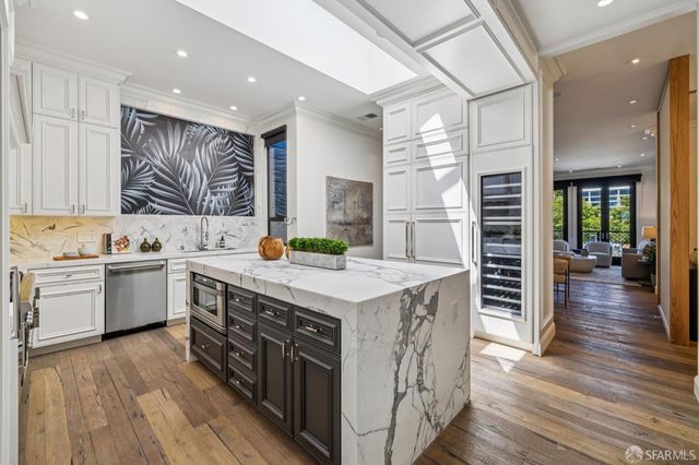 143 Collingwood Street, San Francisco, CA 94114