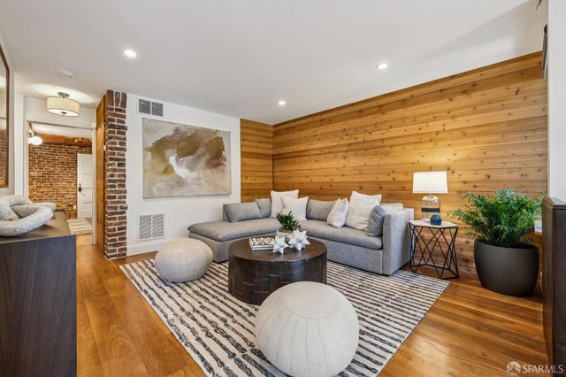 143 Collingwood Street, San Francisco, CA 94114