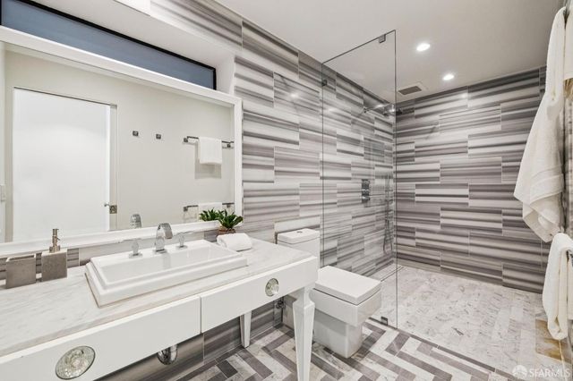 143 Collingwood Street, San Francisco, CA 94114