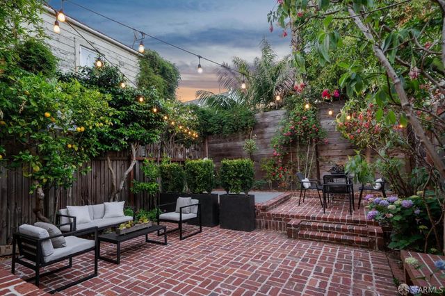 143 Collingwood Street, San Francisco, CA 94114