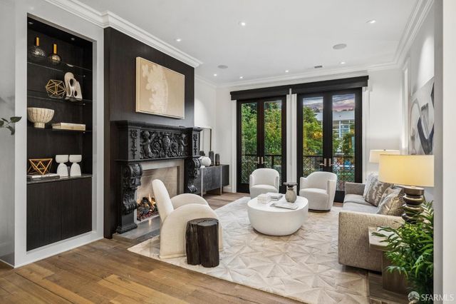 143 Collingwood Street, San Francisco, CA 94114