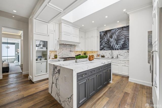 143 Collingwood Street, San Francisco, CA 94114