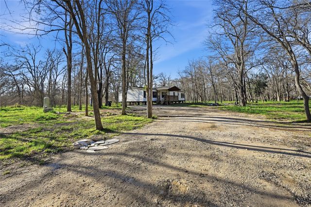 39512 Donigan Road, Brookshire, TX 77423