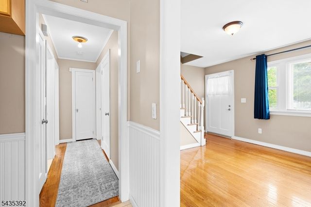 3 Roy Ave, Bloomingdale Boro, NJ 07403